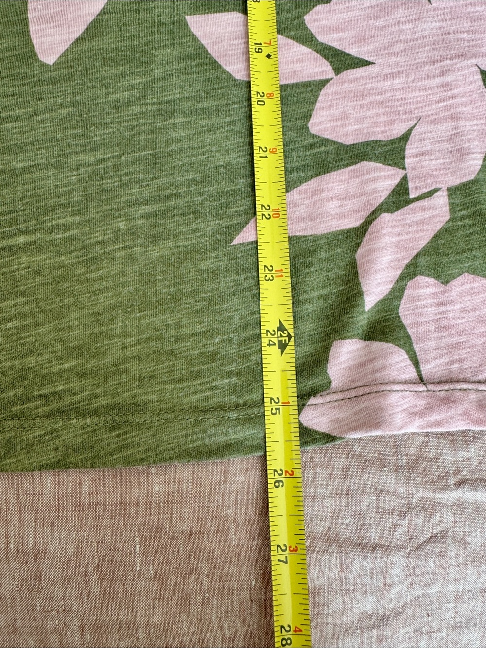 Sanctuary Olive Green Tee with Light Pink Floral Print - Picture 5 of 6